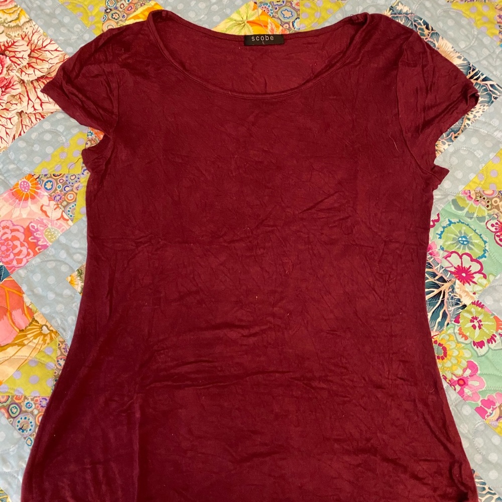 redish pink shirt